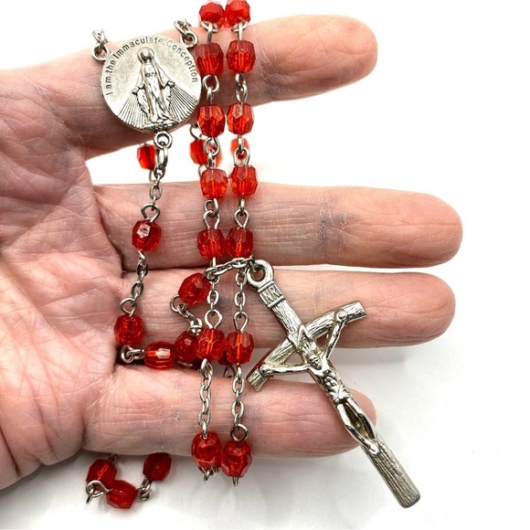Catholic Rosary Red Beads Pope John Paul II - Picture 3 of 5